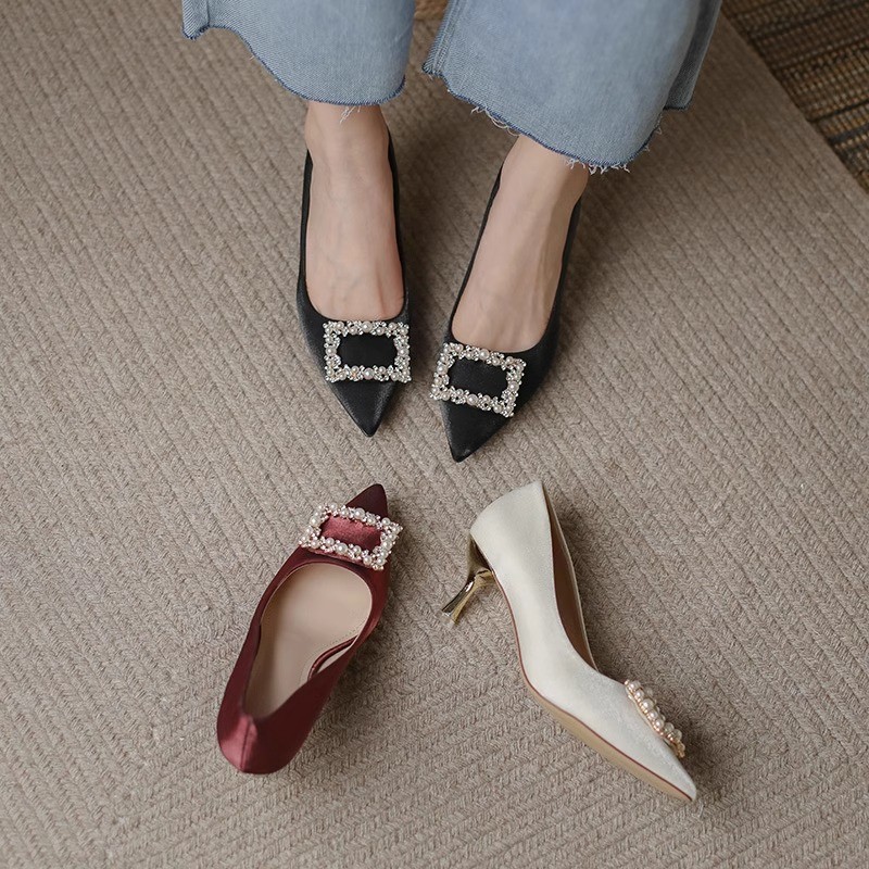 法式高跟鞋女2025年春秋新款细跟尖头水钻珍珠婚鞋新娘单鞋女