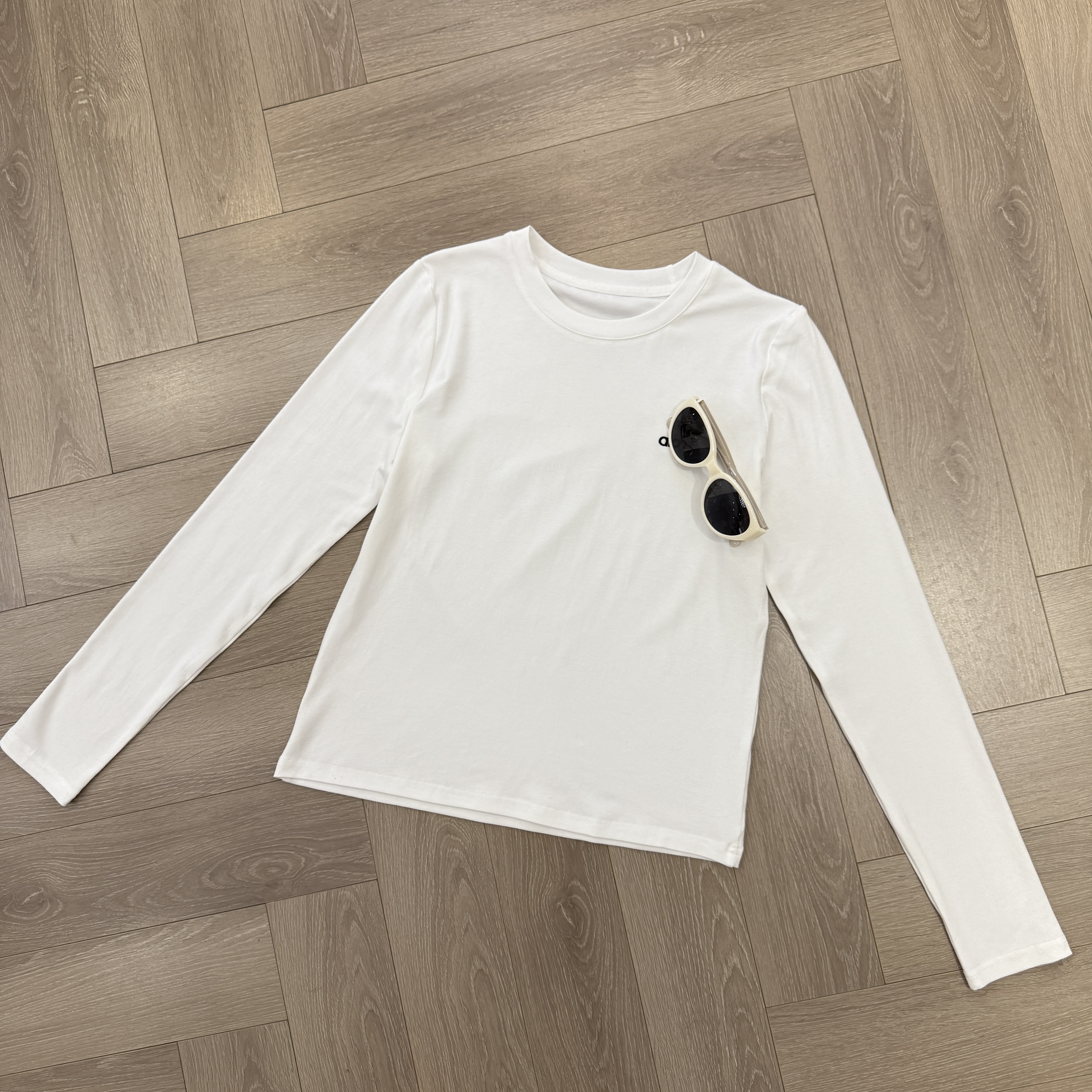 【皓雪凝脂】2025早秋新款时尚气质休闲百搭长袖上衣H5368