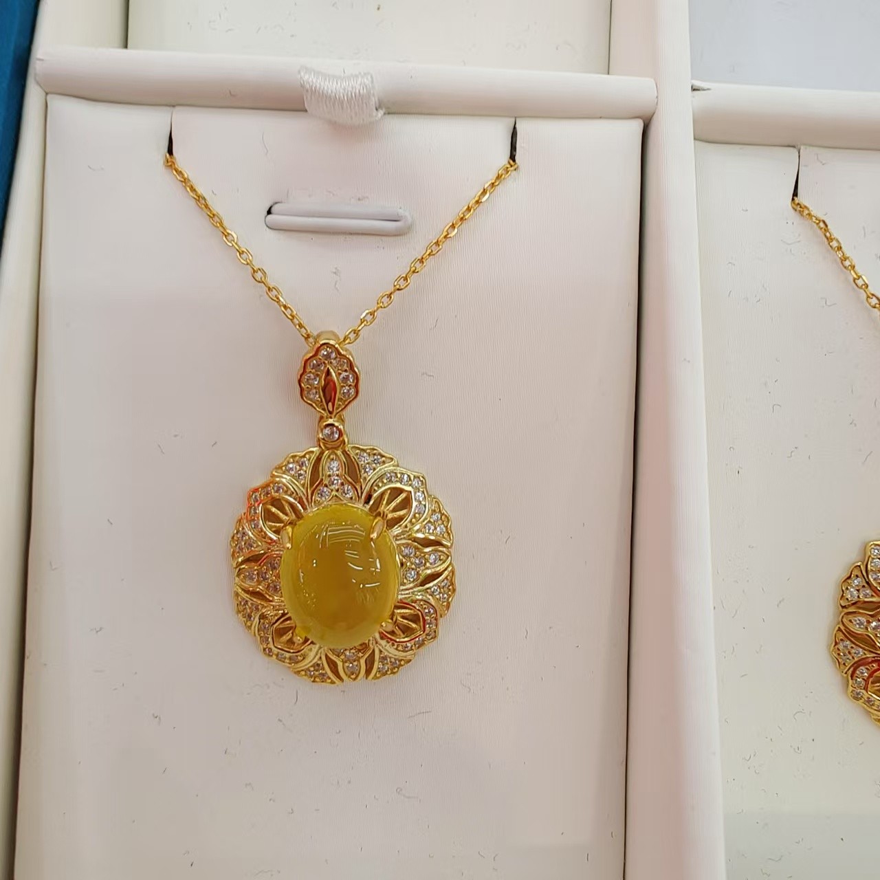 金葡萄葡萄石吊坠/多样性发其一