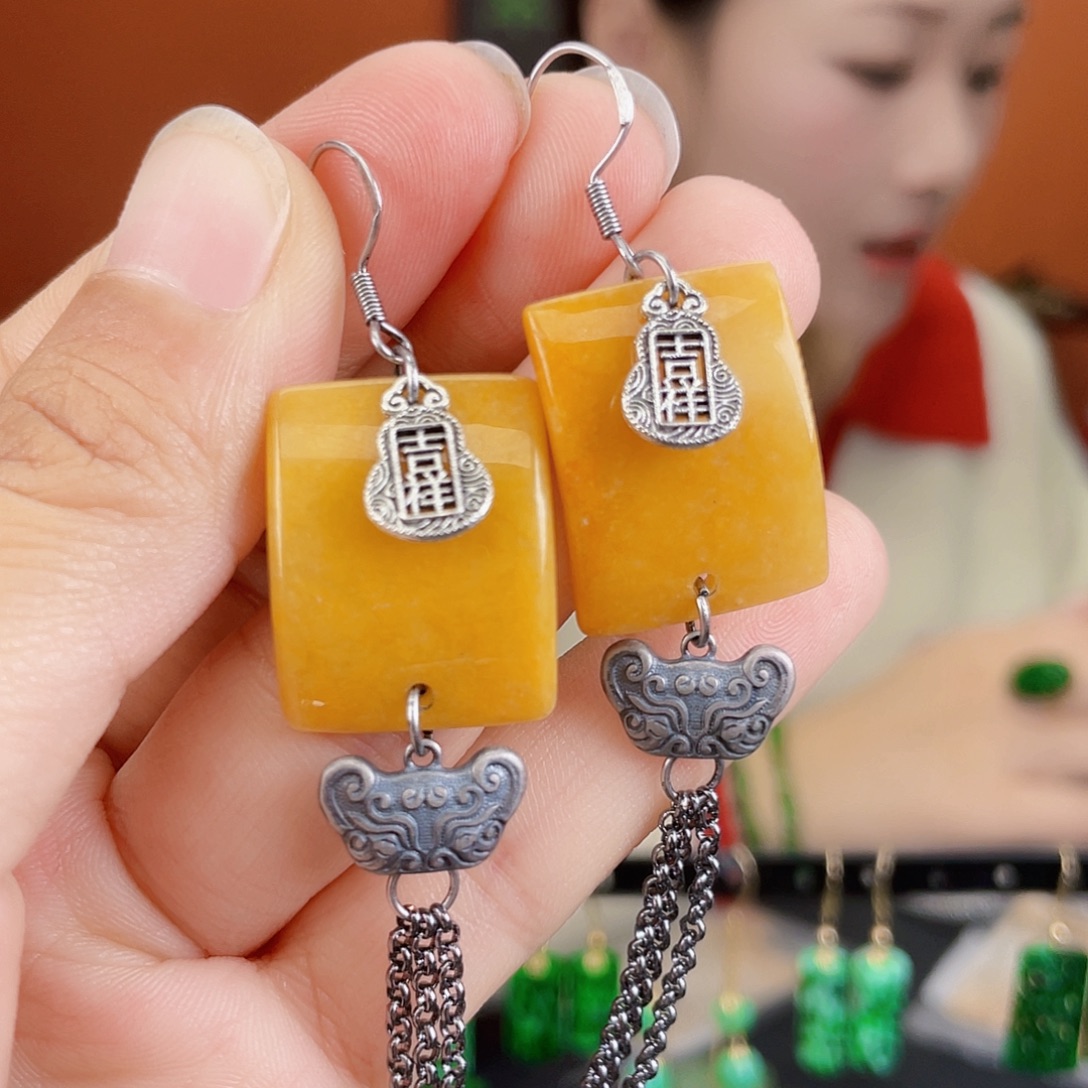 翡翠未镶嵌耳饰饰品