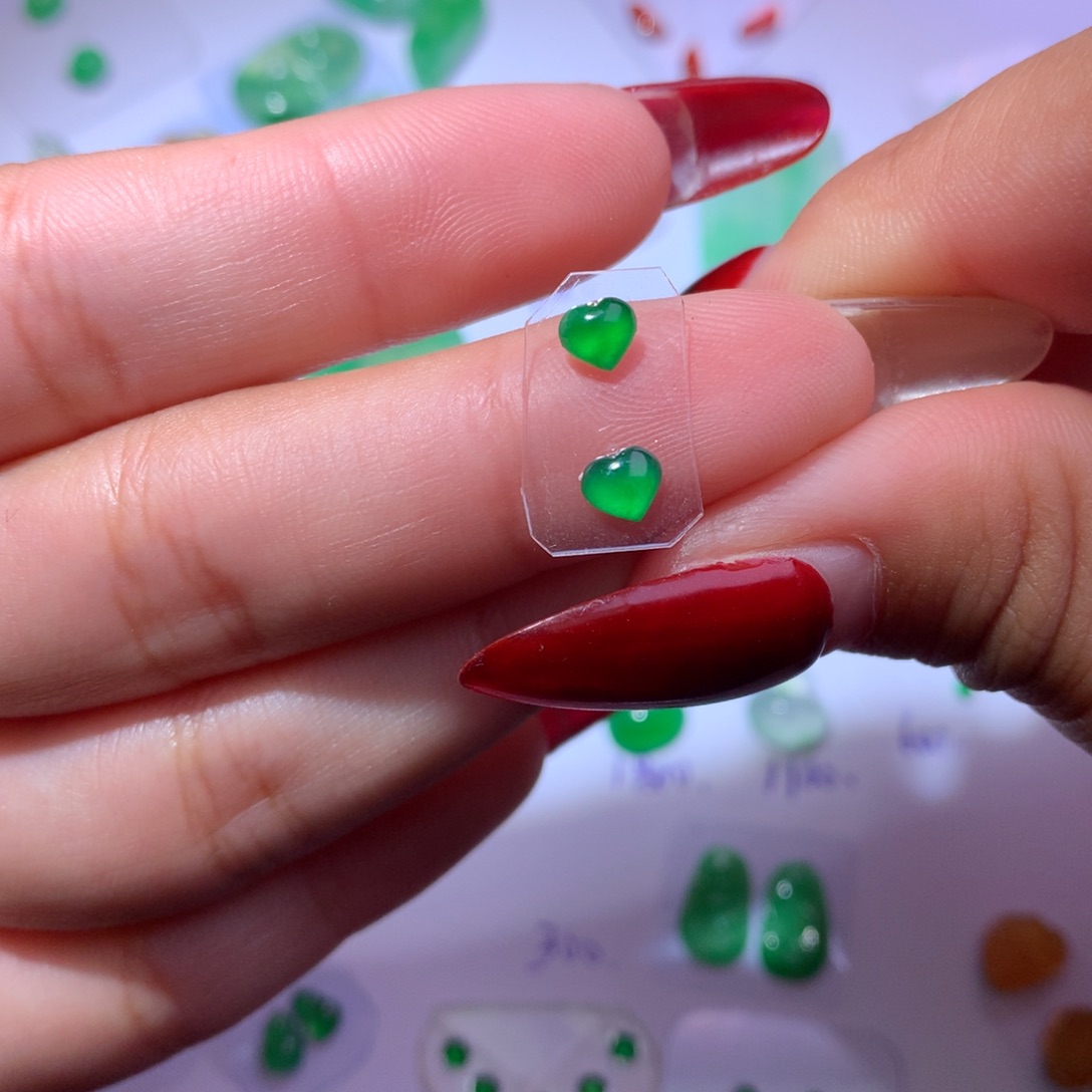 颈饰未镶嵌翡翠爱心