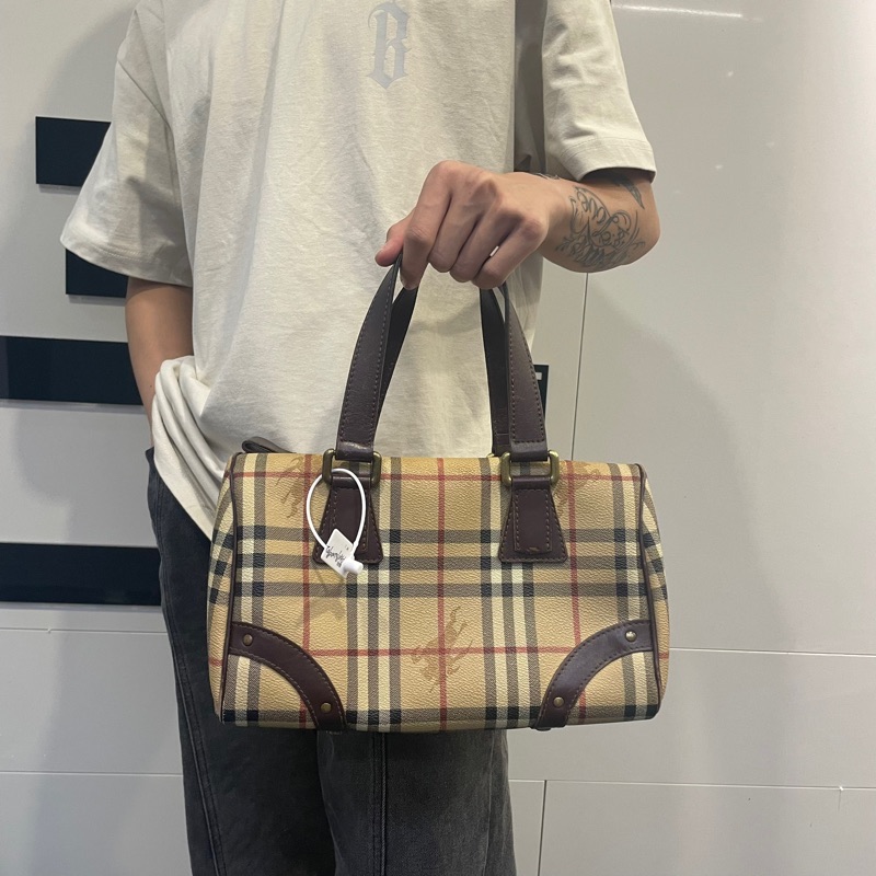 95新 BURBERRY/博柏利 格纹战马拼皮枕头包/手提/30