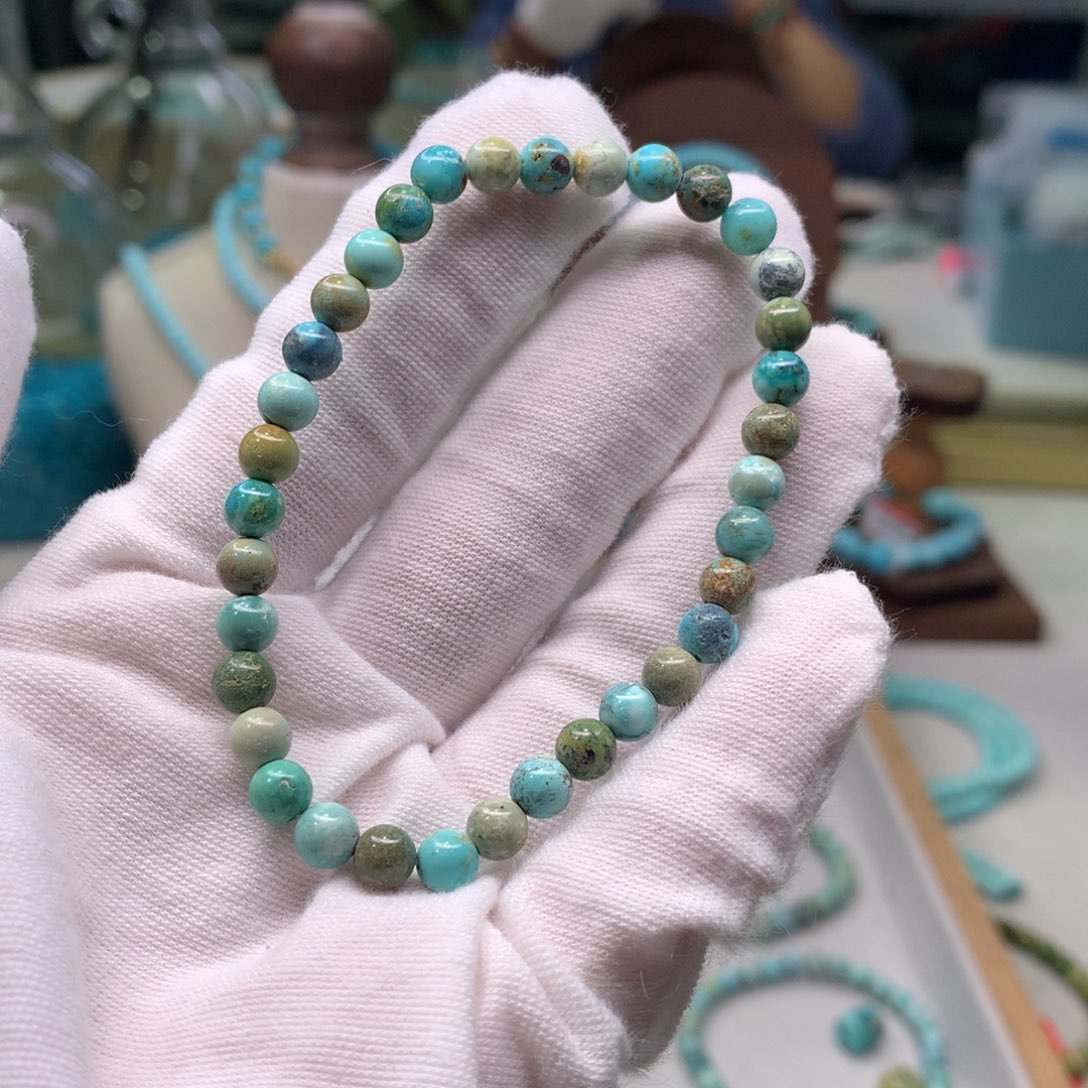 绿松石配饰未镶嵌