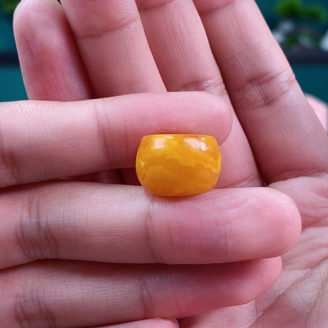 蜜蜡珠宝奇石未镶嵌