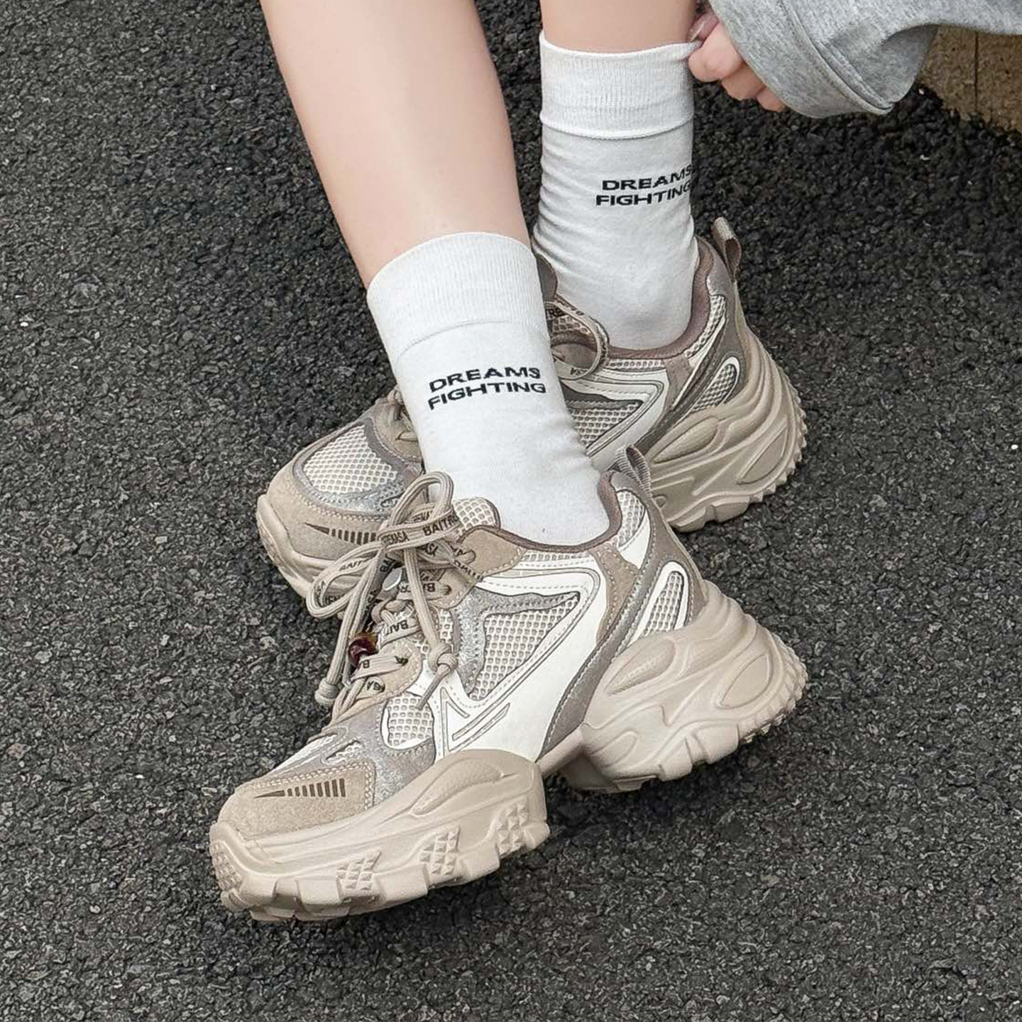 真皮网面老爹鞋串珠挂件小个子增高休闲鞋