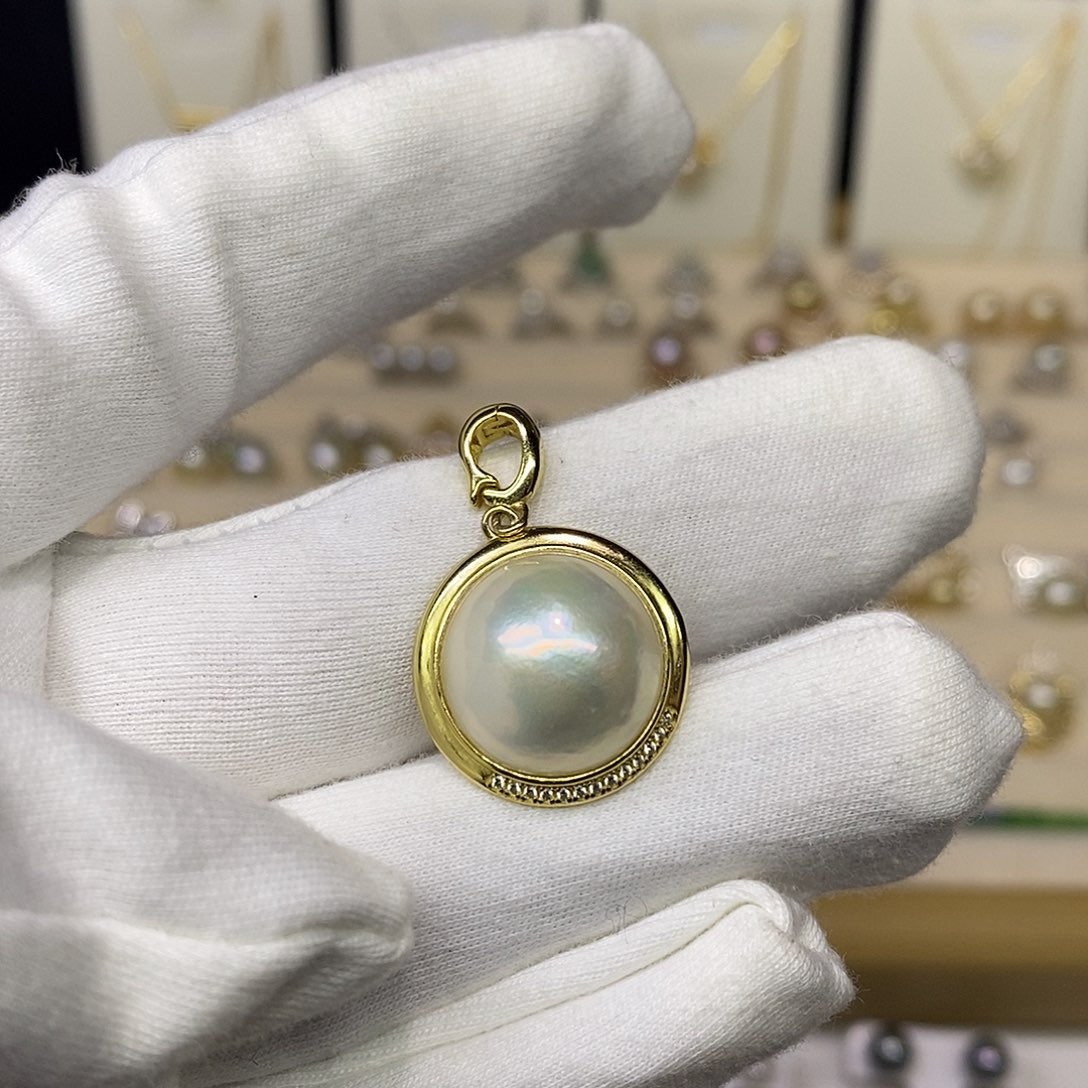 银S925镶嵌拼合珍珠（马贝珠）颈饰