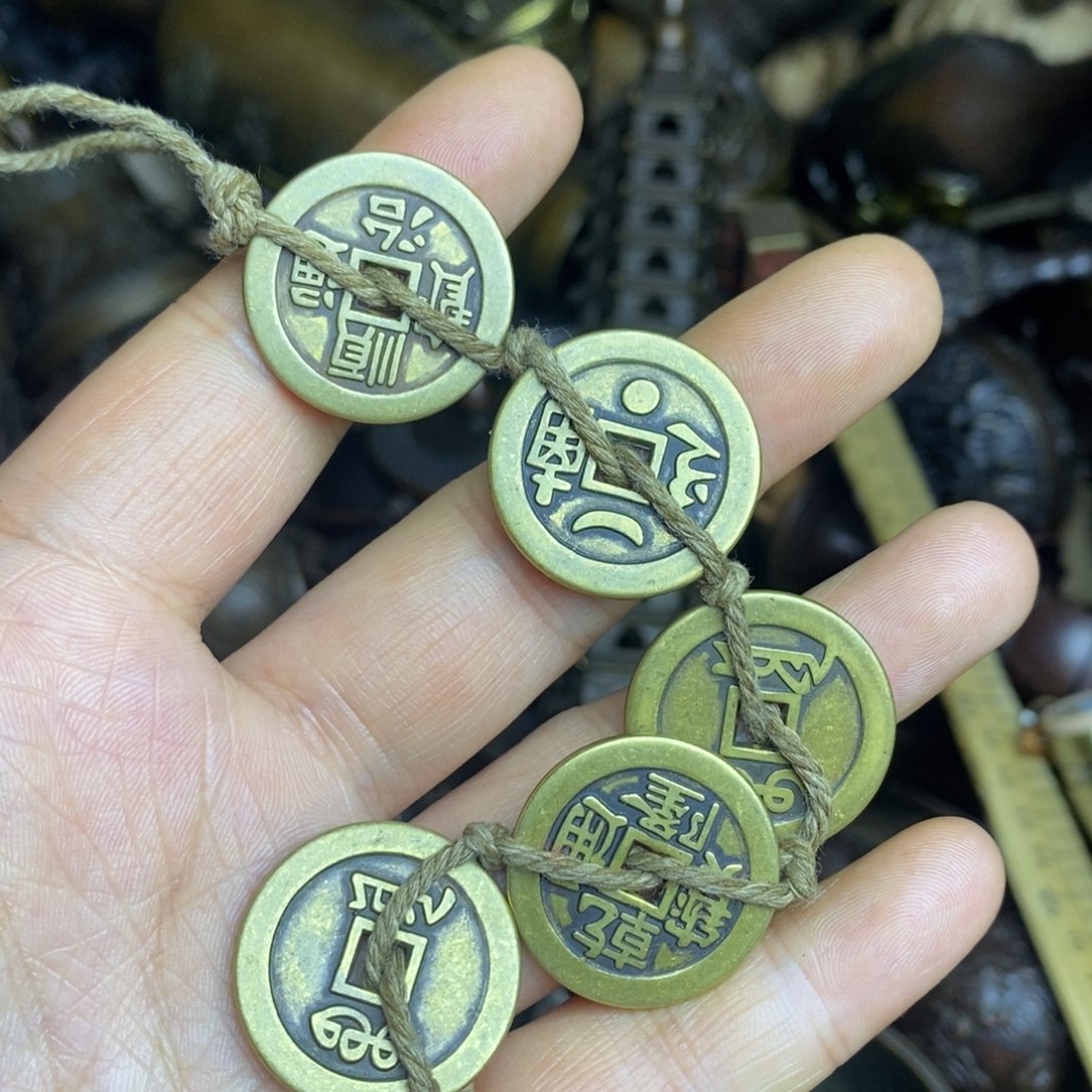 精美銅器，做工精緻