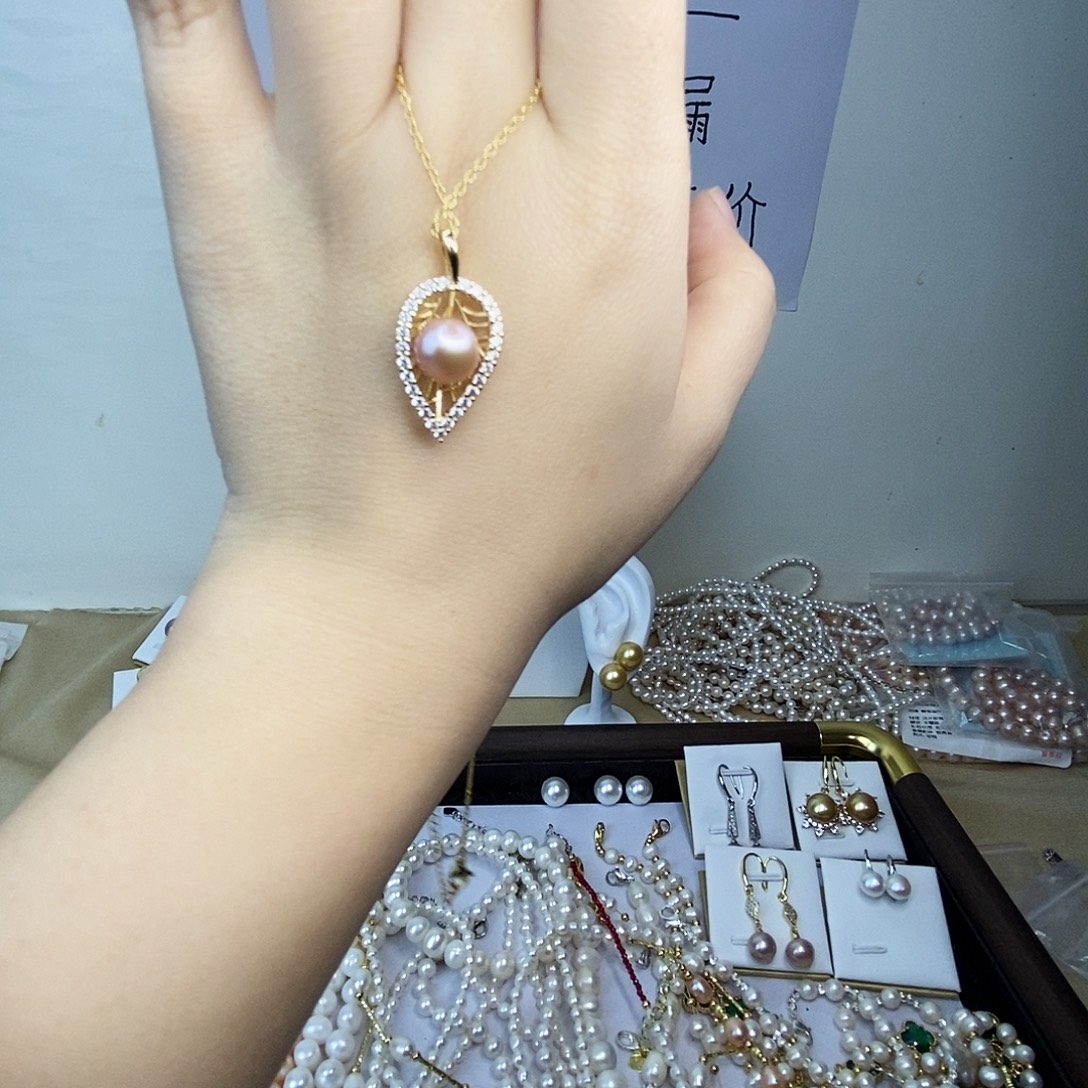 淡水珍珠颈饰合金