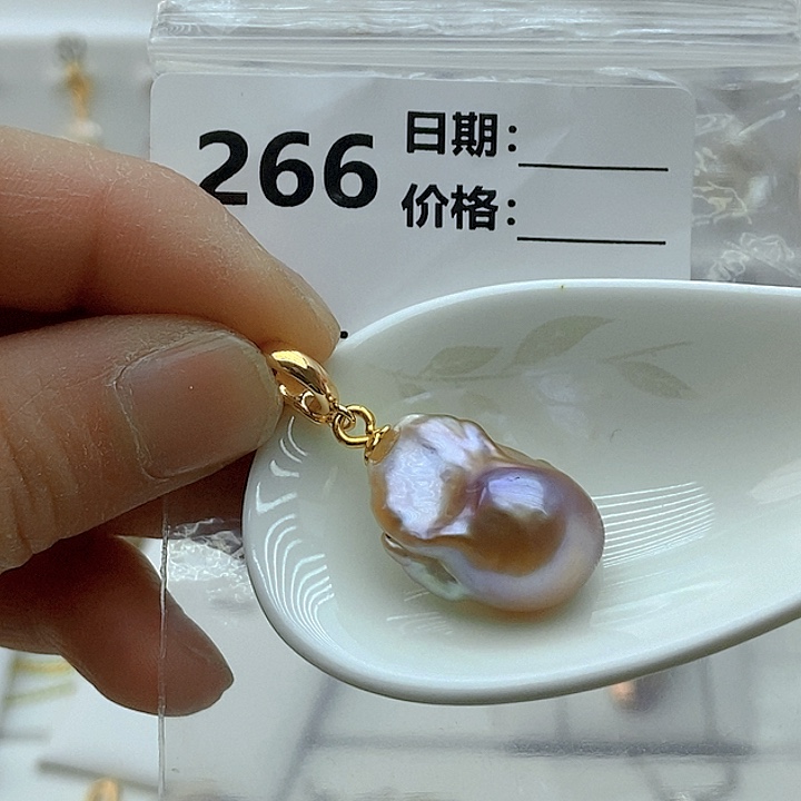 淡水珍珠颈饰未镶嵌