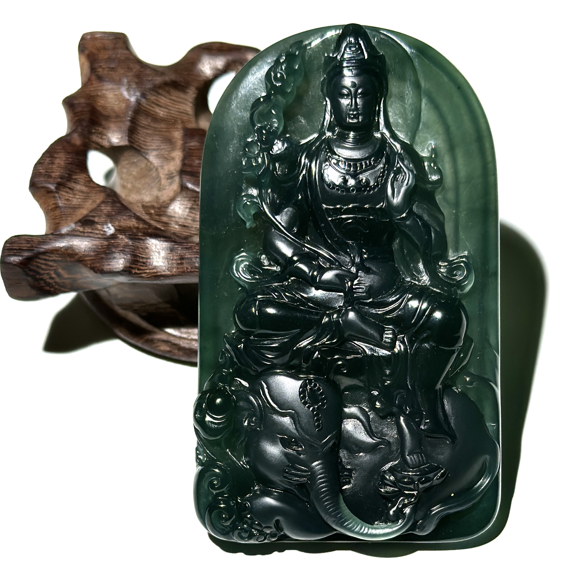 天然A货翡翠、随行手工双面精工雕刻六牙普贤菩萨吊坠生肖龙蛇守护