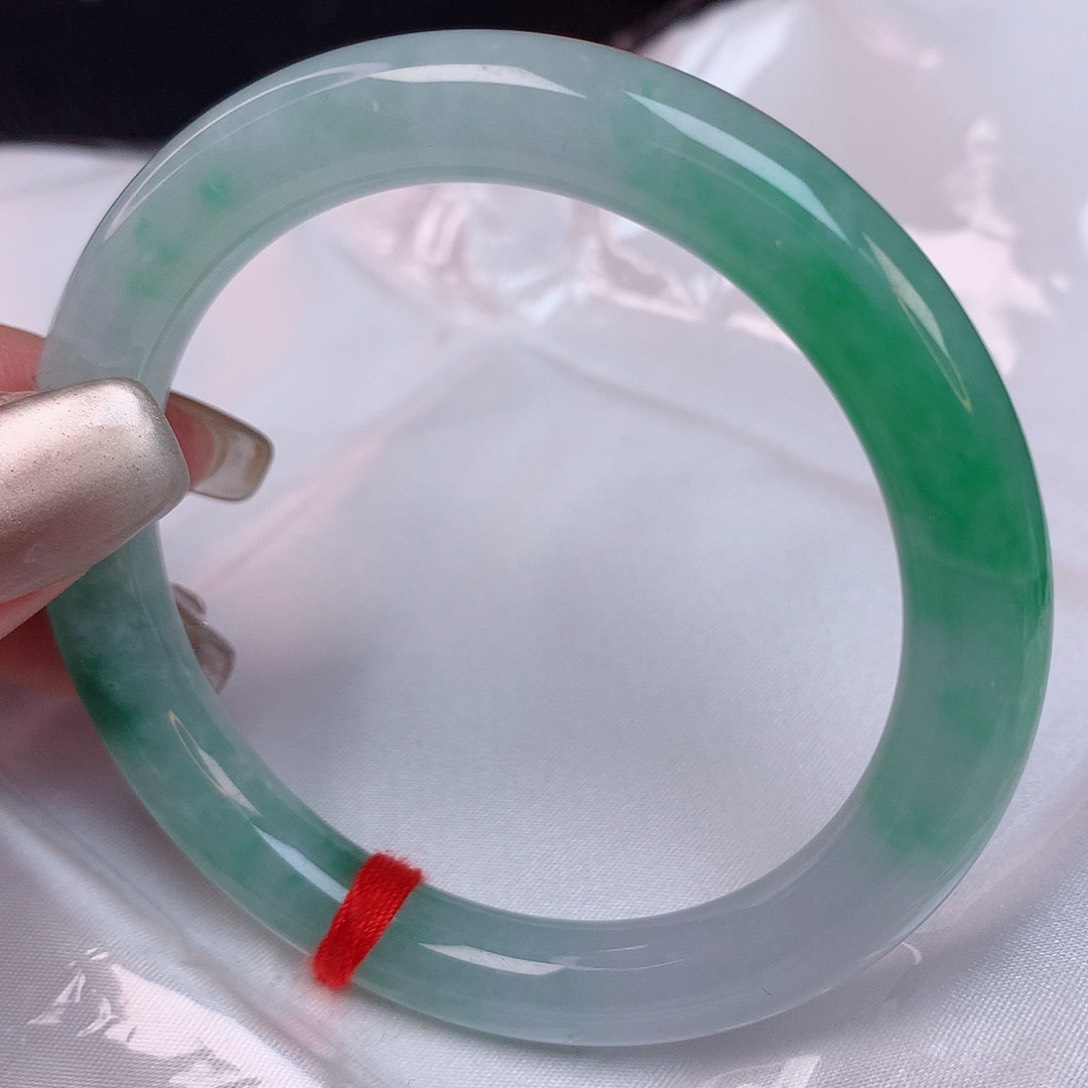 翡翠手镯未镶嵌54 翡翠手镯