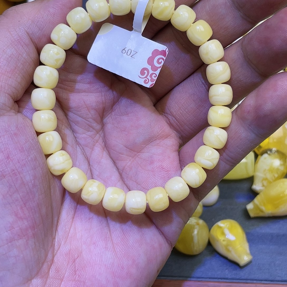 蜜蜡手串未镶嵌石膏白蜡底8mm