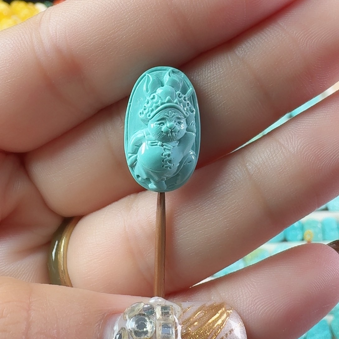 绿松石未镶嵌颈饰