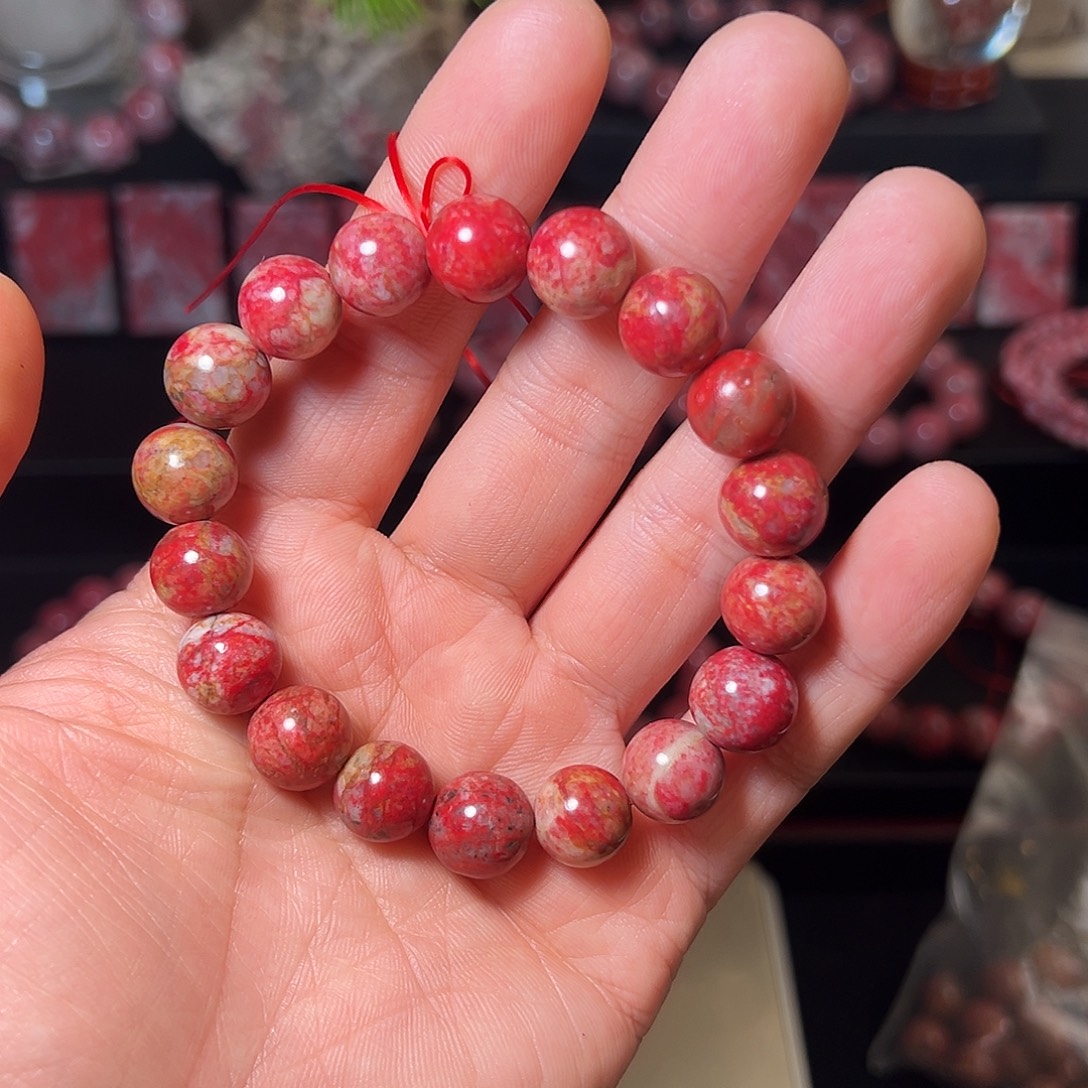 钊***天然辰砂原石手串