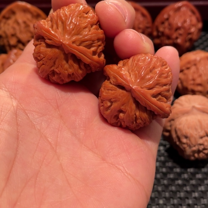 9***0把件文玩核桃白狮子