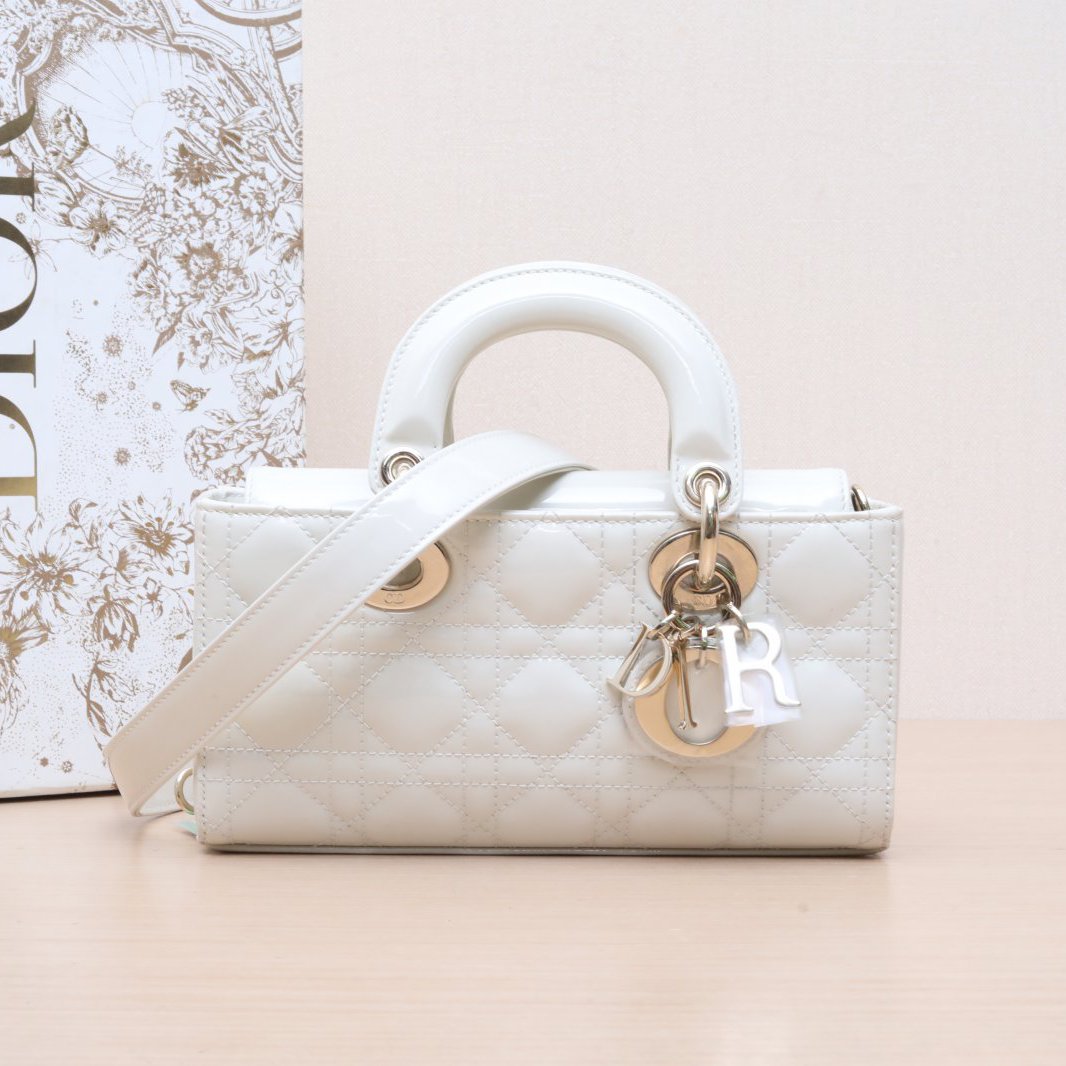99新 DIOR/迪奥 小花柳 D-Joy 横版戴妃包 小号 白色 金扣 2022