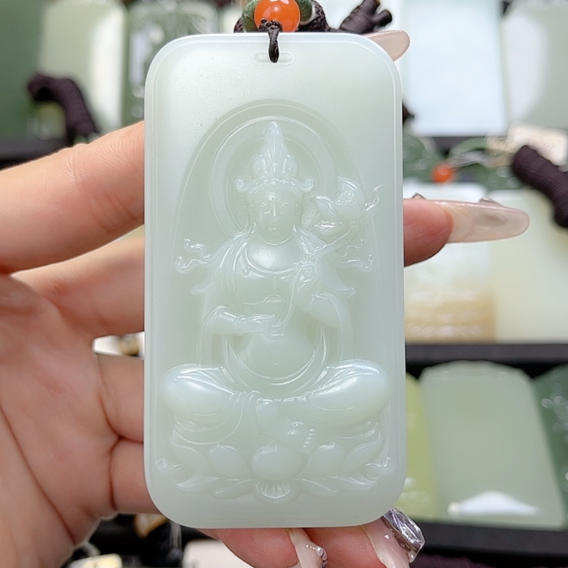 【闪购商品】和田玉（糖玉）未镶嵌颈饰夜*