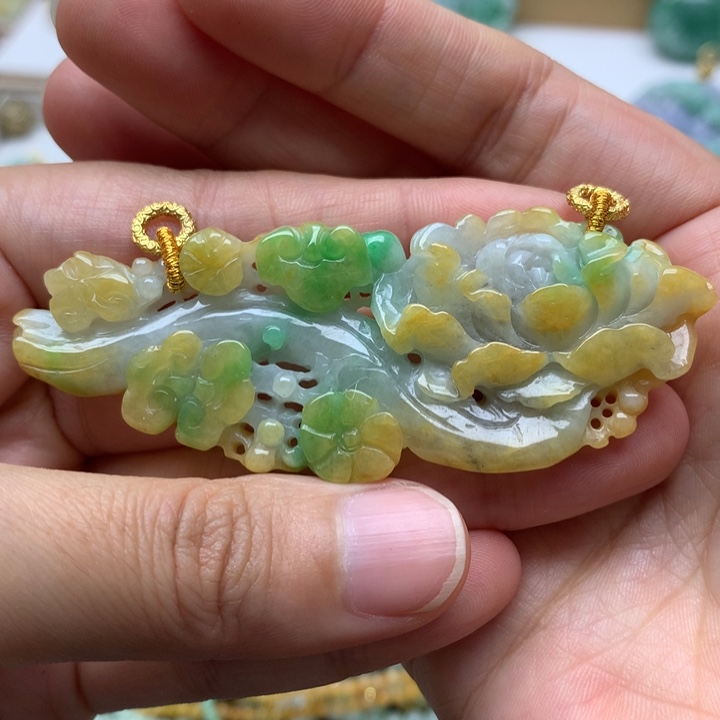 颈饰未镶嵌翡翠翡翠