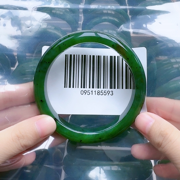 和田玉（碧玉）手镯未镶嵌6162微瑕