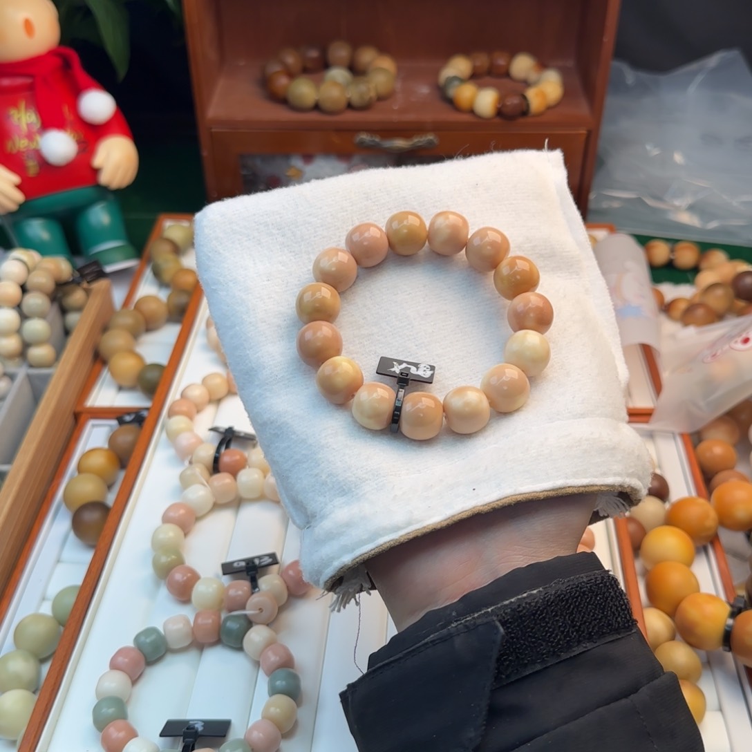 菩提根/象牙果手串大瑕疵粉色系卡16