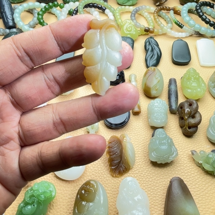 和田玉颈饰未镶嵌定制款