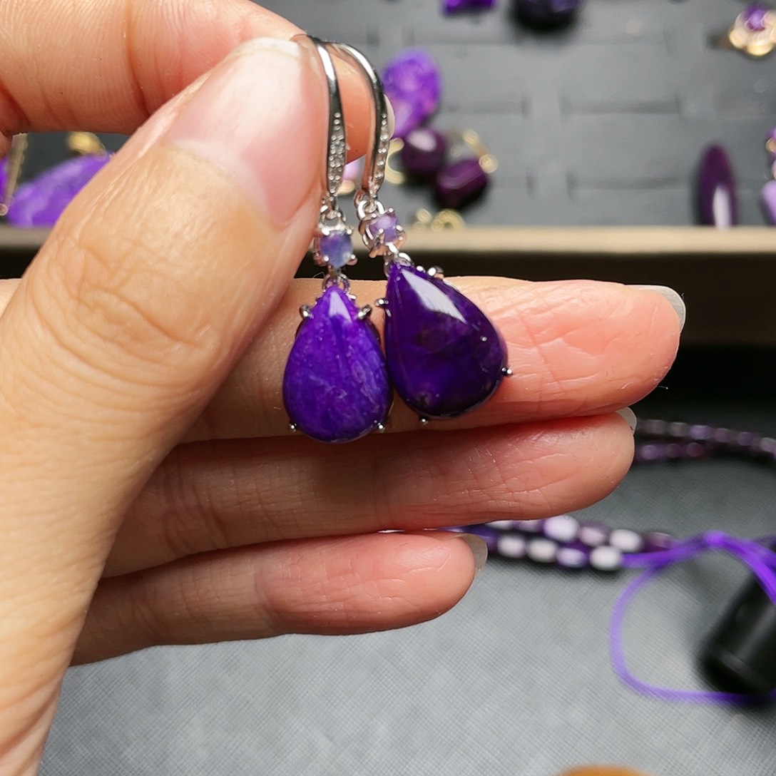 苏纪石（舒俱来）耳钩银S925镶嵌