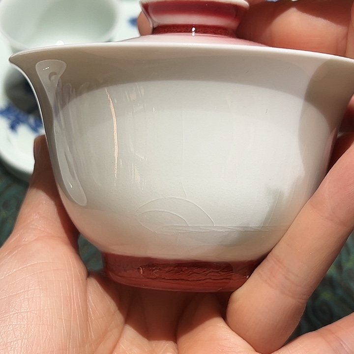 微瑕手工胎朗红盖碗