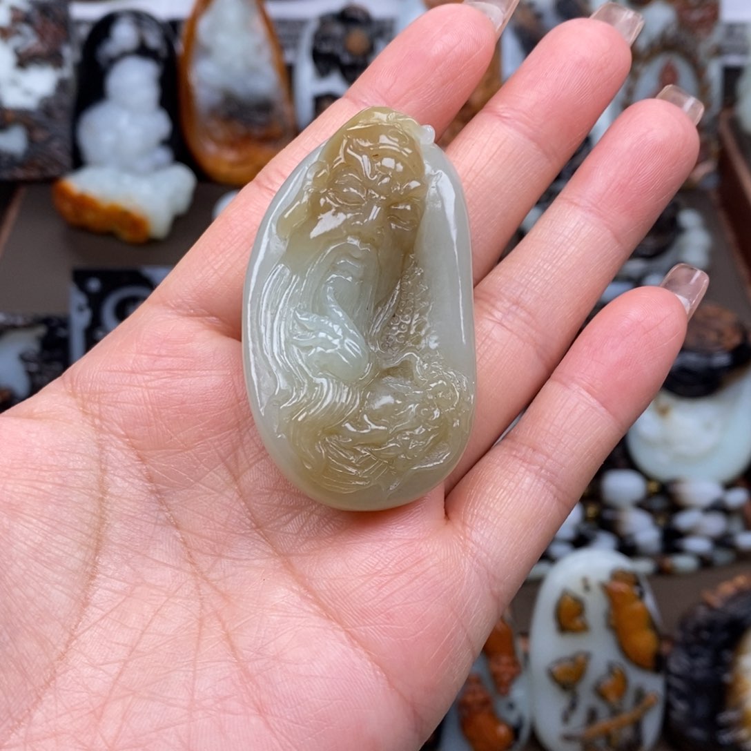 颈饰未镶嵌和田玉