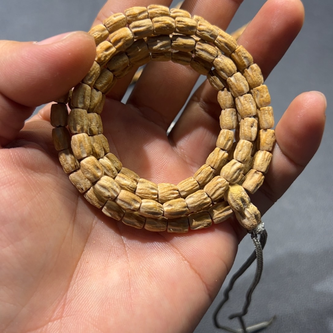 柏香籽/百香籽吊坠S01