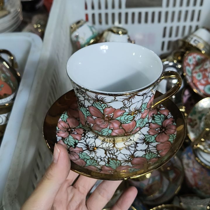 摆件陶瓷默认微瑕。。。。。。