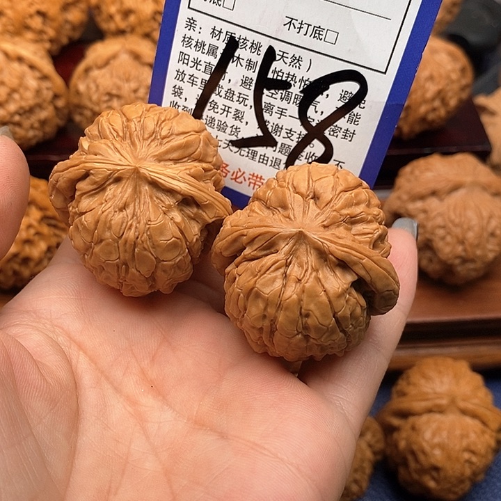 桃核吊坠甲骨文狮子头39