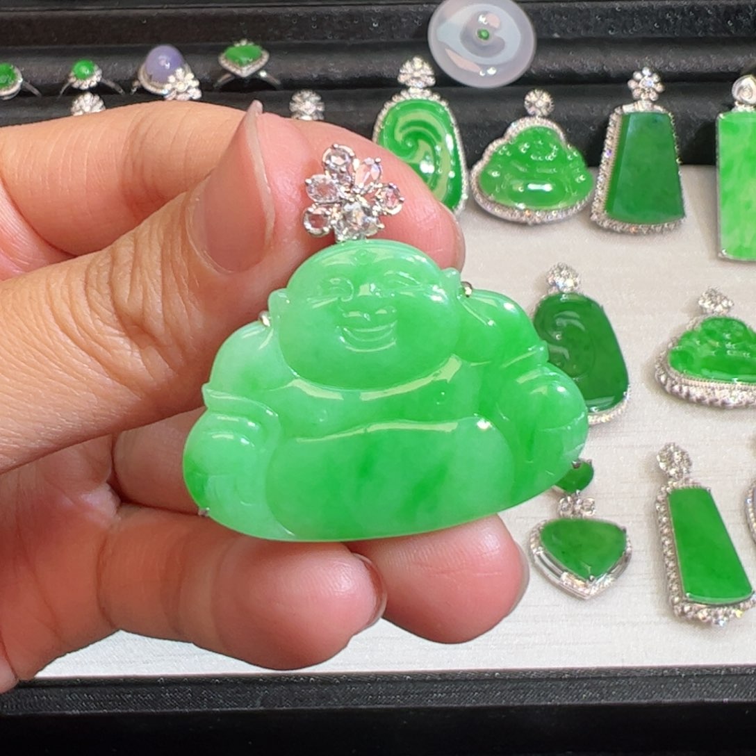 翡翠吊坠(不含链)18K金镶嵌