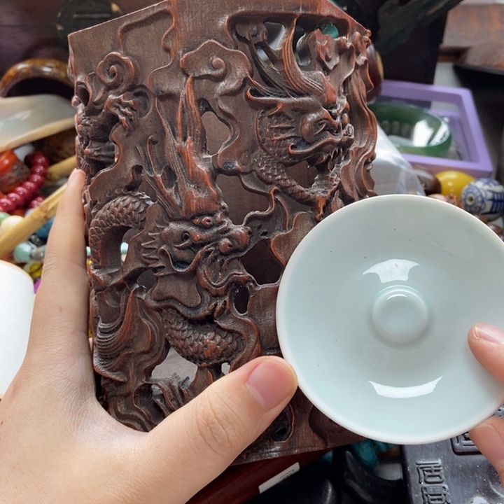 瓷片不会哈哈哈哈哈哈