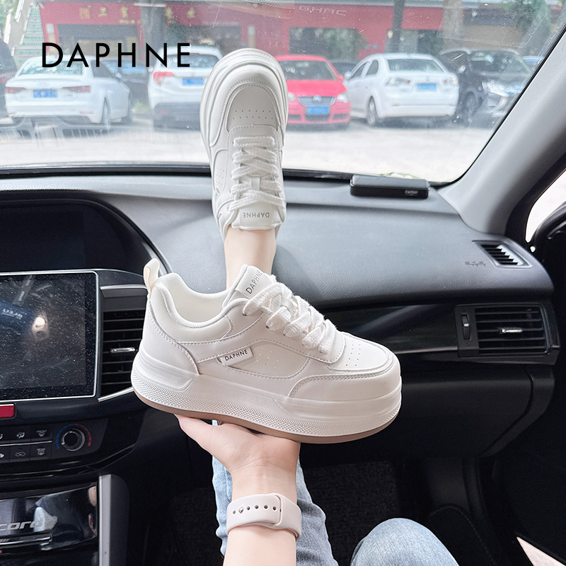 Daphne/达芙妮小白鞋女ins2025秋季新款厚底百搭透气运动休闲板鞋