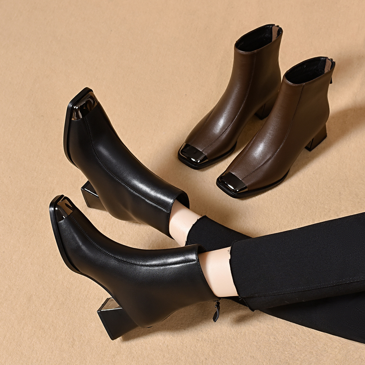 铁头女鞋时尚加绒方头秋冬尖头时装靴中跟百搭马丁靴单靴冬季软底