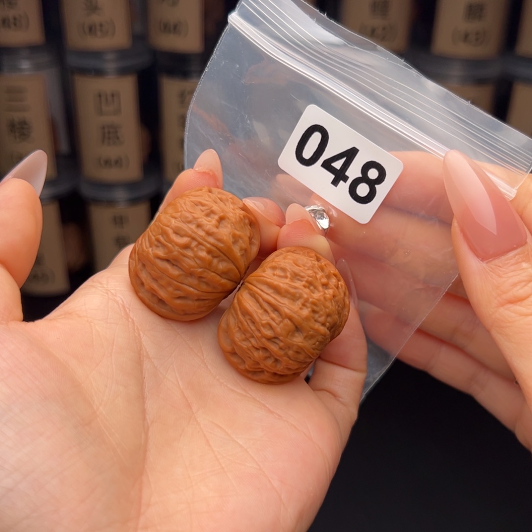 文玩核桃吊坠铁锤37