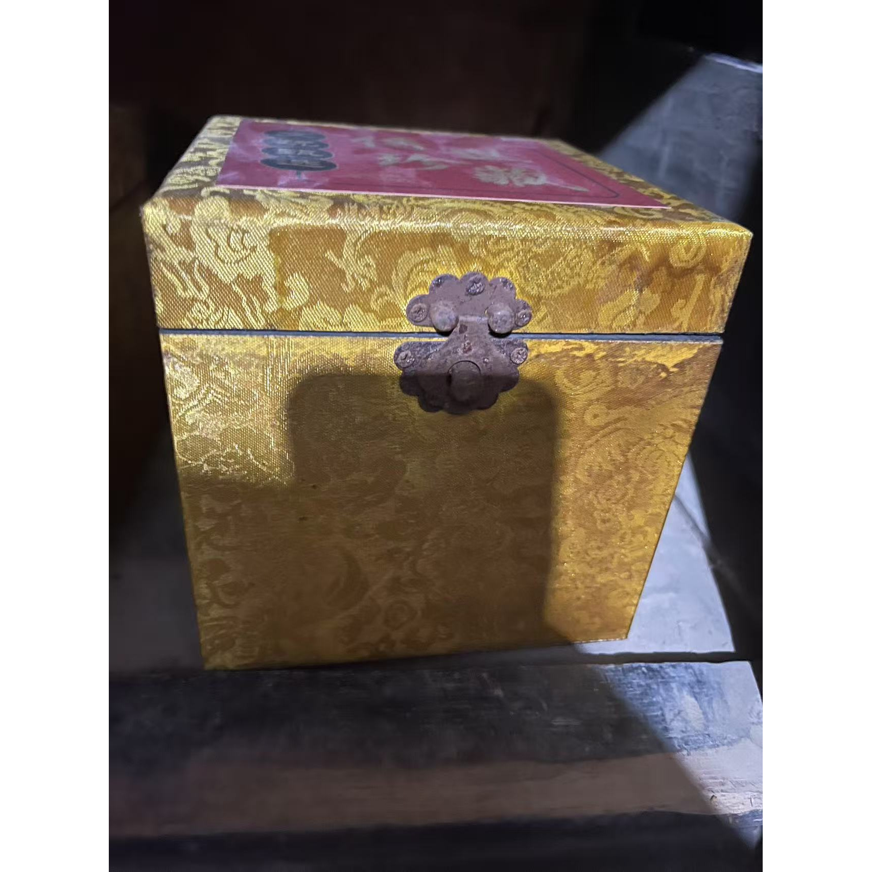 精品摆件传世黄盒3号