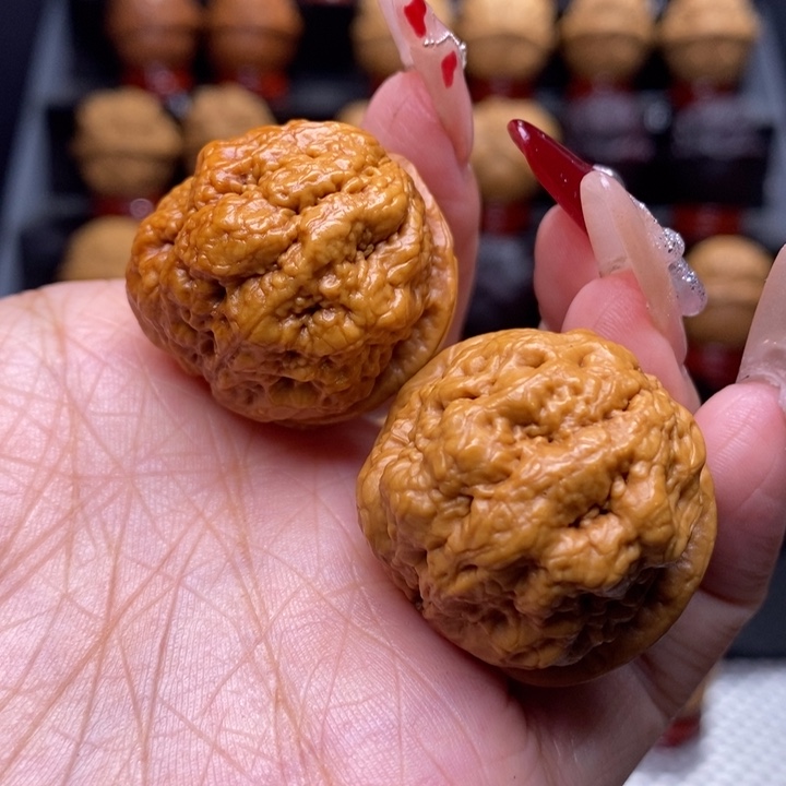 文玩核桃把件血舍利30号