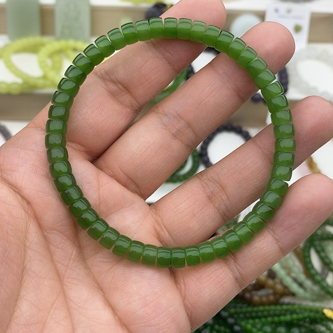 未镶嵌和田玉手链C*