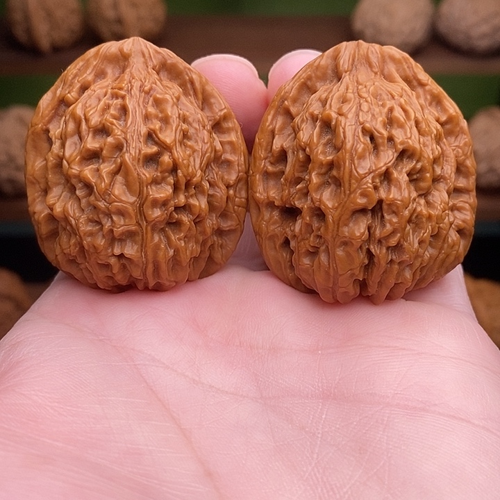 文玩核桃吊坠全品无修高炮凹底南疆石