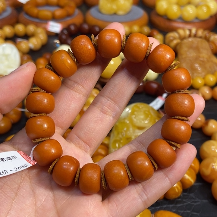 琥珀手链未镶嵌卡**珠蜜蜡