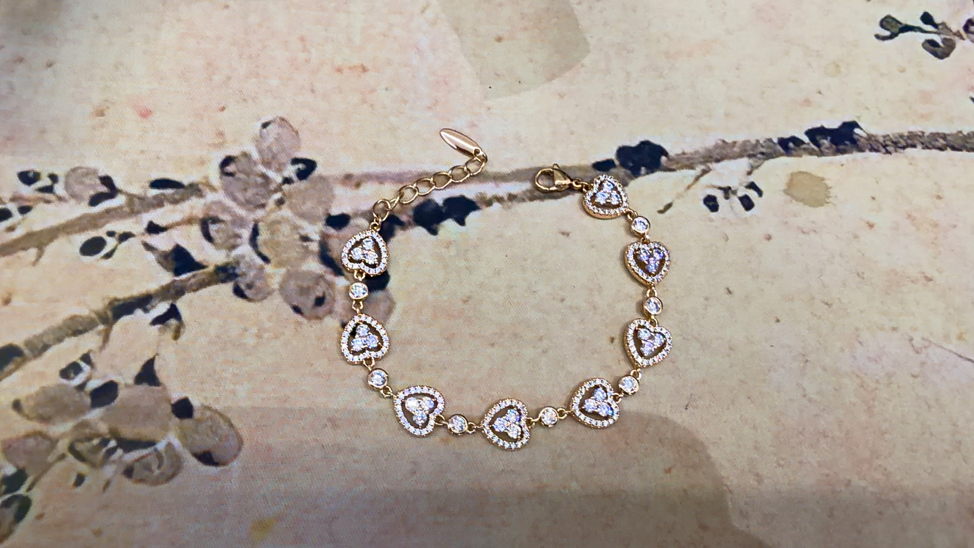 [南非甄选】 NFZX 高端定制 LC-1137  满心是你白色手链 