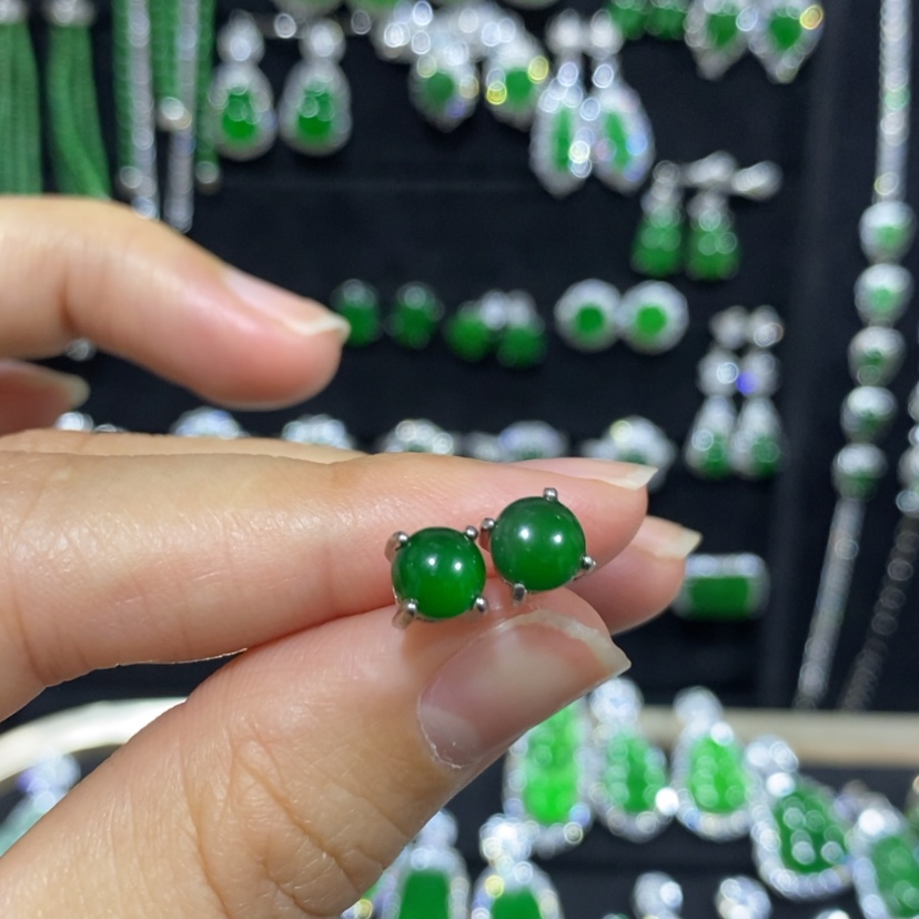 【闪购商品】翡翠耳饰银S925镀金镶嵌