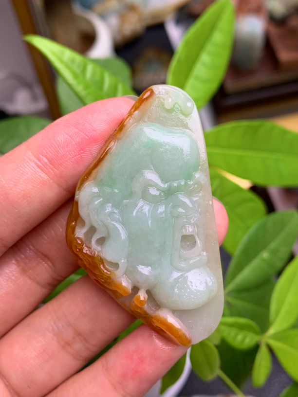 天然缅甸翡翠A货毛货特色红加绿达摩头