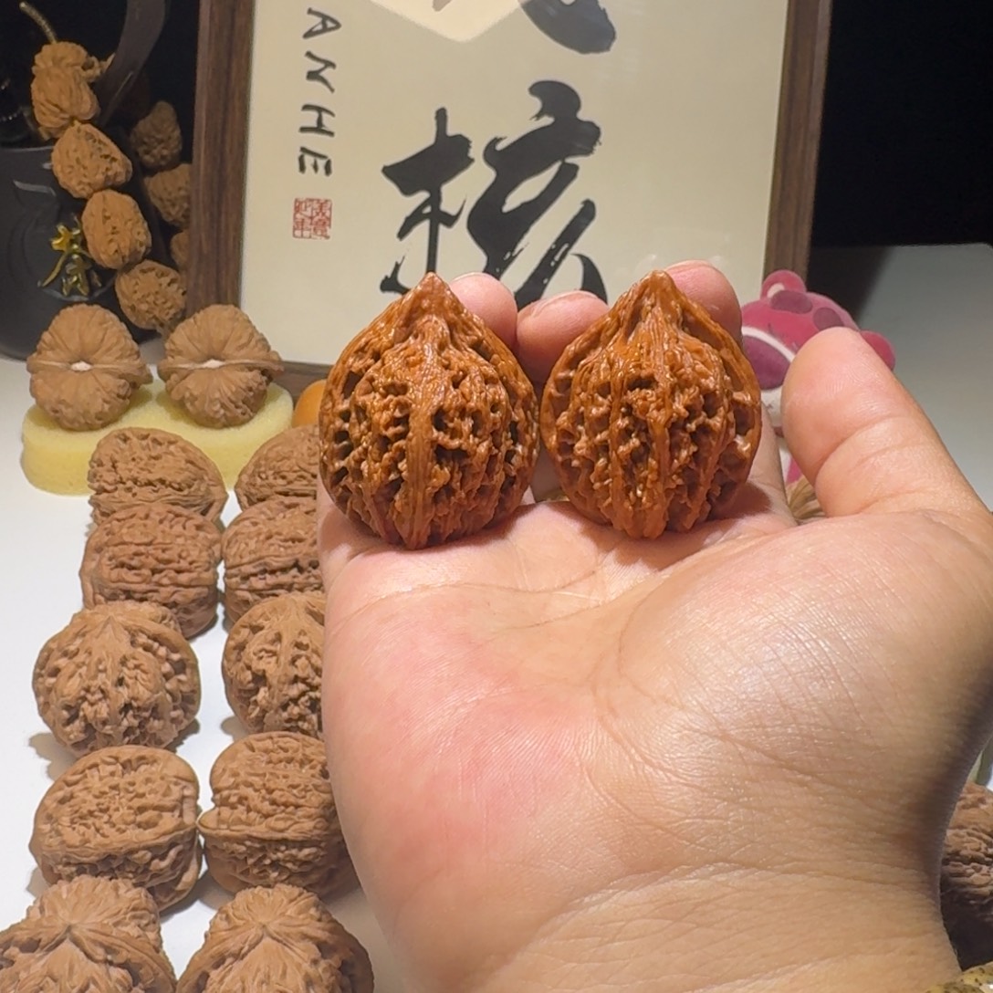 吊坠文玩核桃38尺寸平谷九龙筋