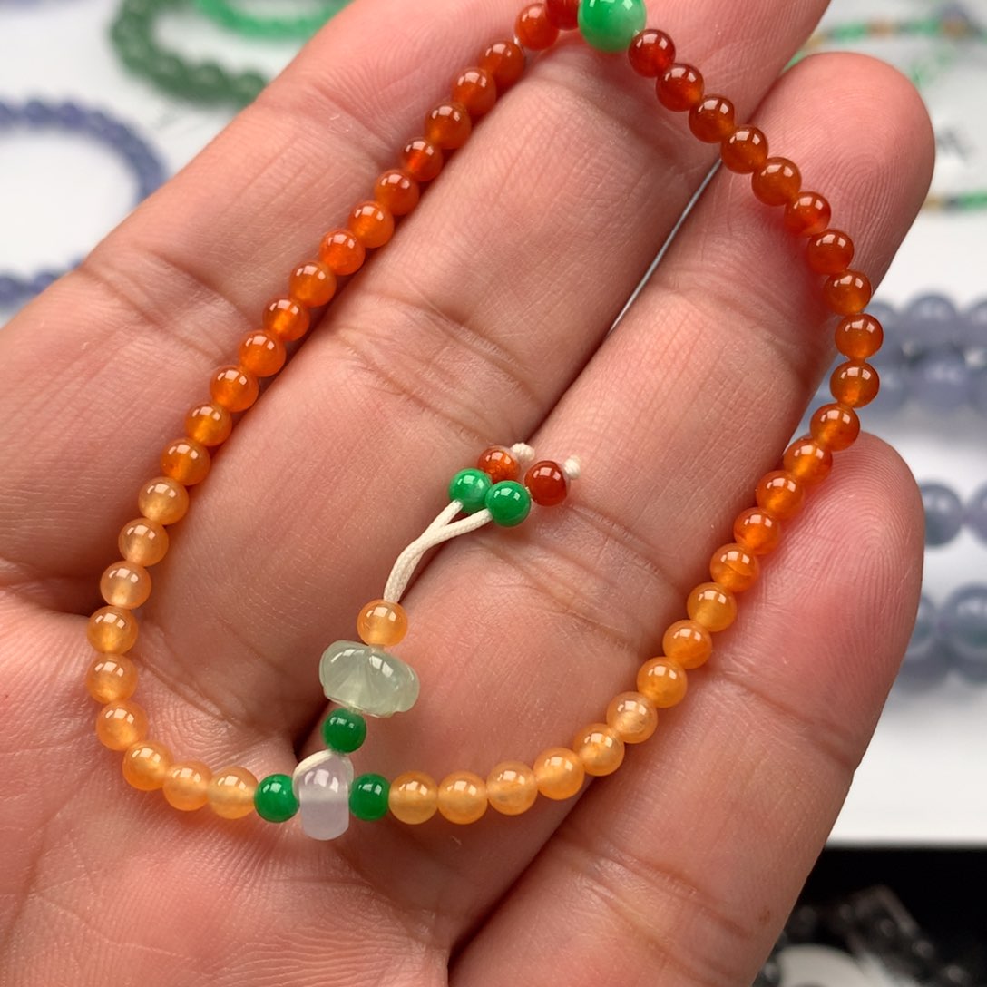 翡翠手链未镶嵌翡翠