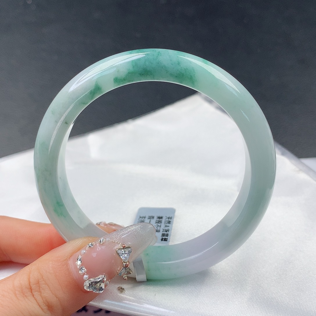 翡翠手镯未镶嵌72正56.8