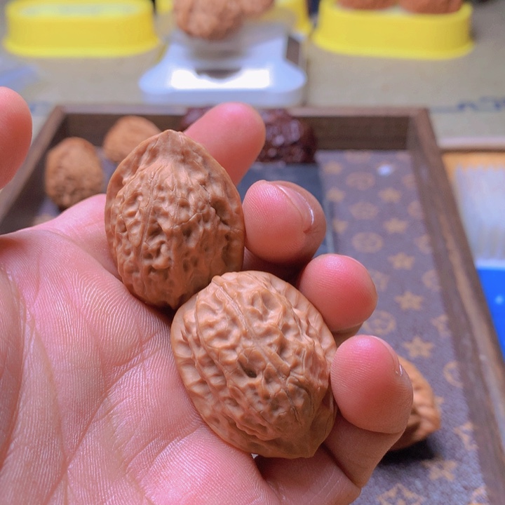 桃核把件来**庄鸡心好看