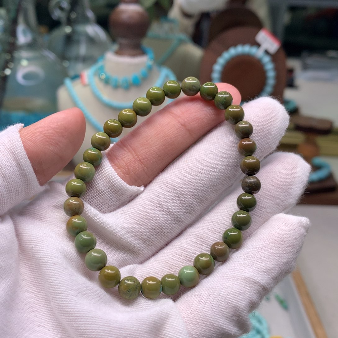 绿松石配饰未镶嵌