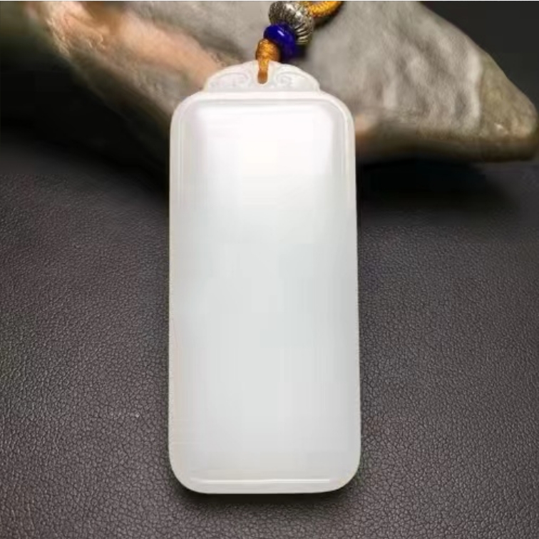 精品收藏精美和田玉吊坠